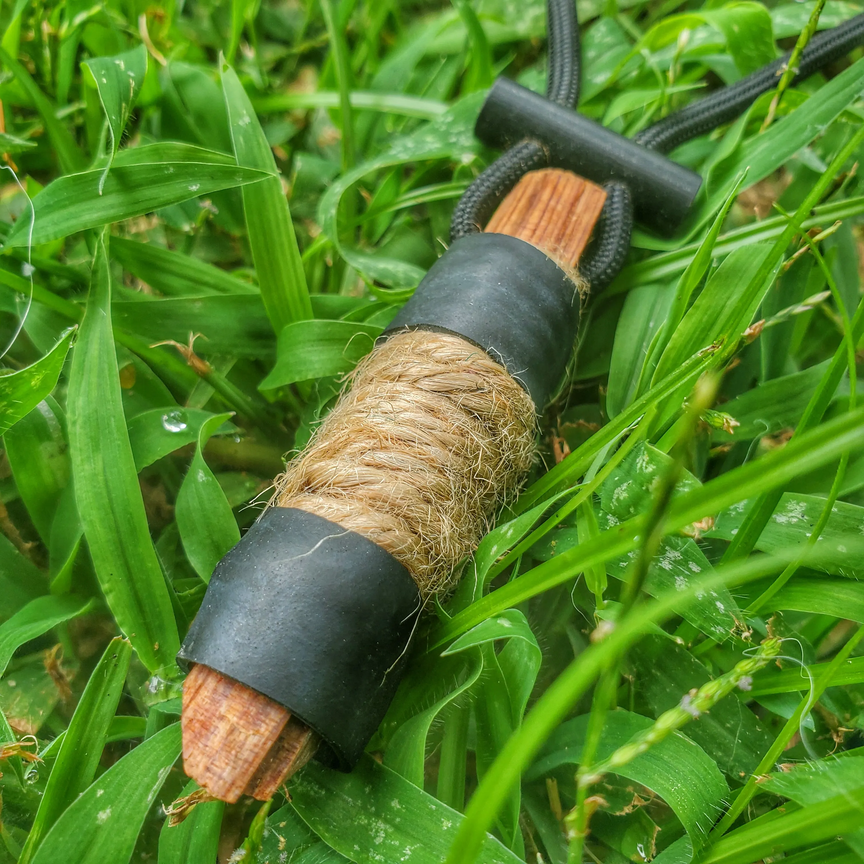 Fatwood Lanyard Kit - Emergency Kindling and Tinder Survival Necklace with firestarter.