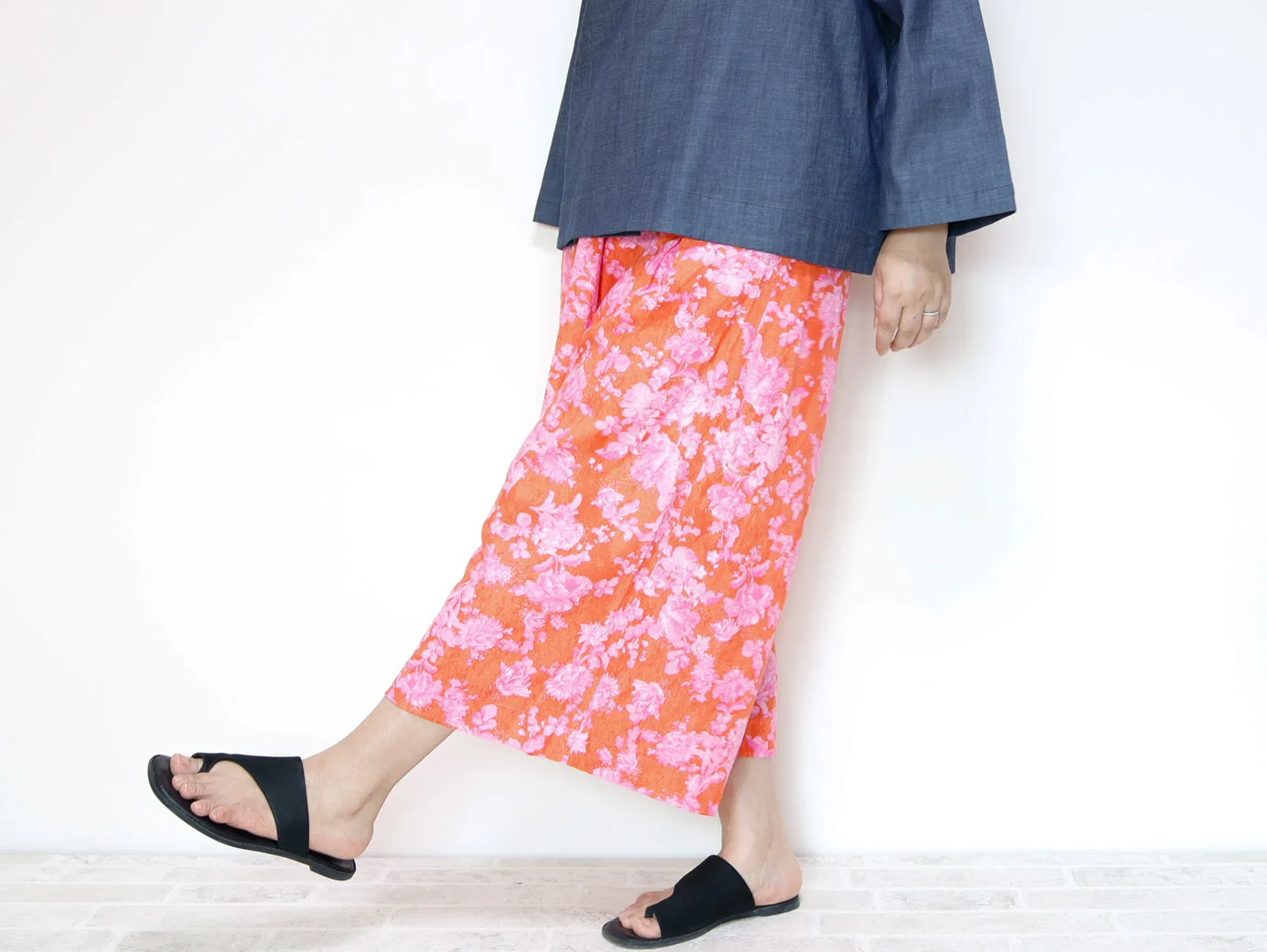 <P09R> GAUCHO FLOWER PRINTED LINEN