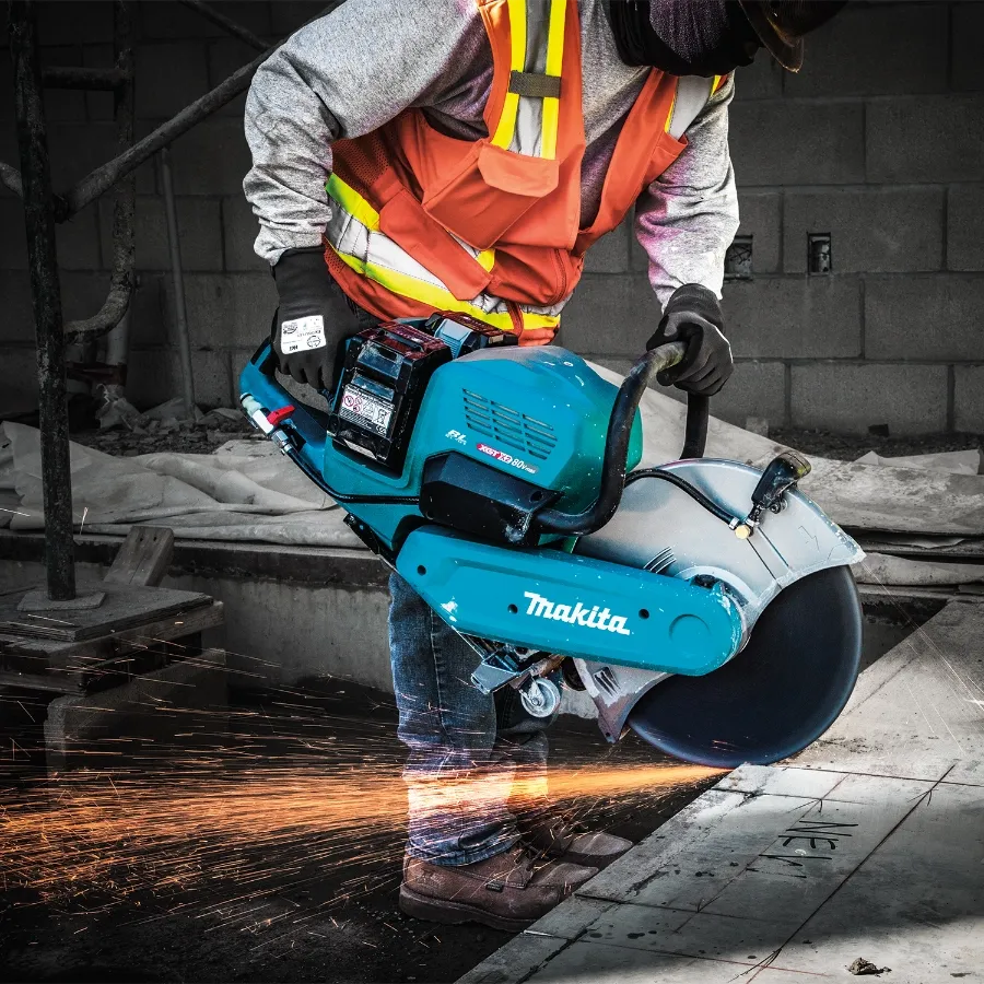 Makita GEC01PL4 80V max (40V max X2) XGT® Brushless 14" Power Cutter Kit with 4 Batteries, AFT®, Electric Brake (8.0Ah)