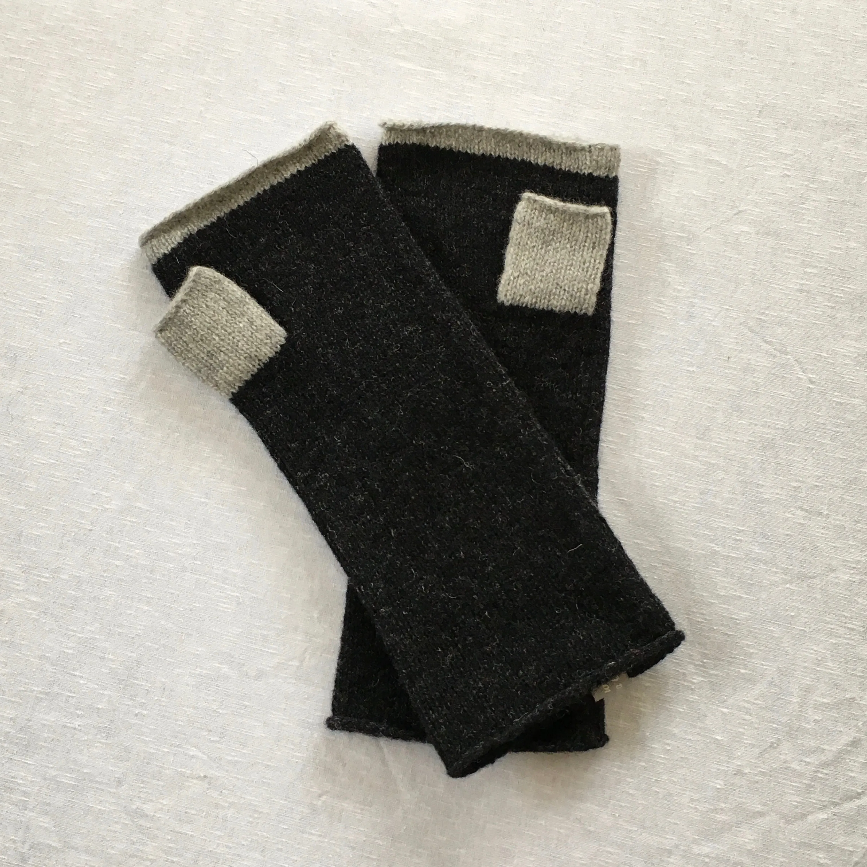 Mittens - Knitted fingerless mitts with contrast trims