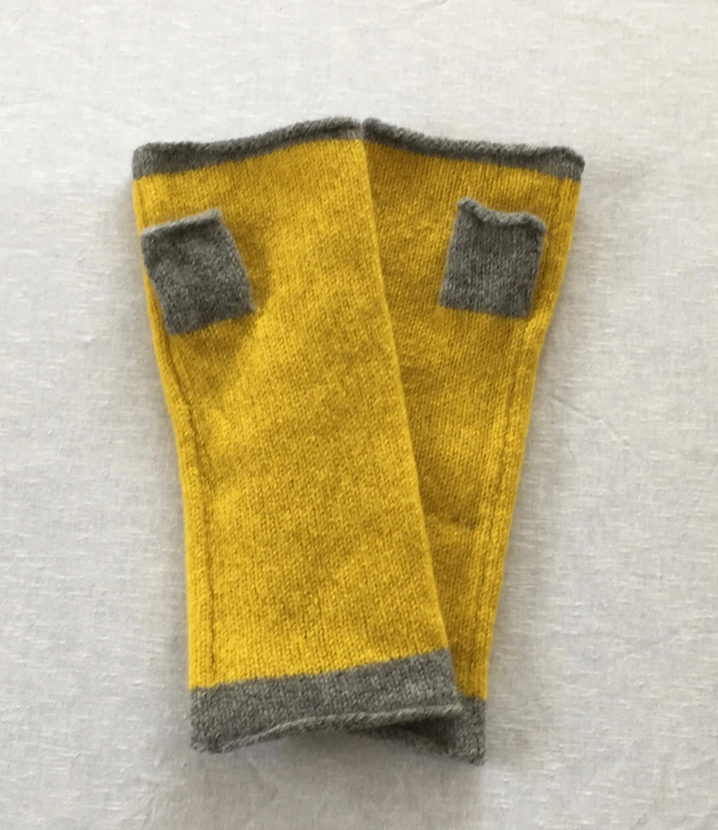 Mittens - Knitted fingerless mitts with contrast trims