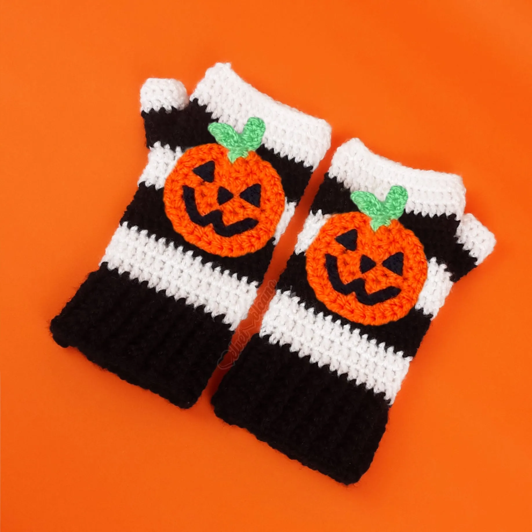 Pumpkin Stripe Fingerless Gloves