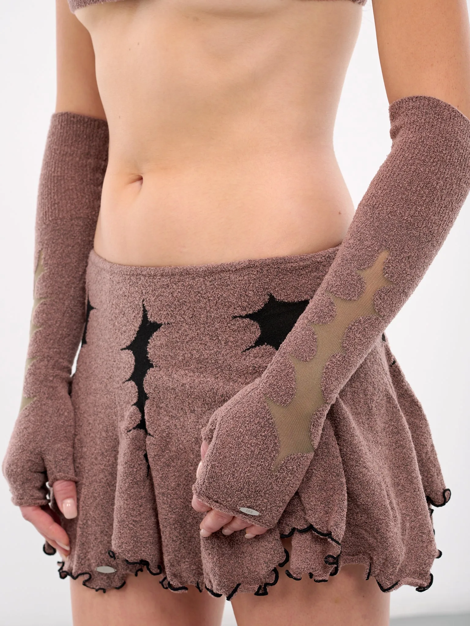 Thorn Intarsia Long Gloves (AC02T-TEA-ROSE)