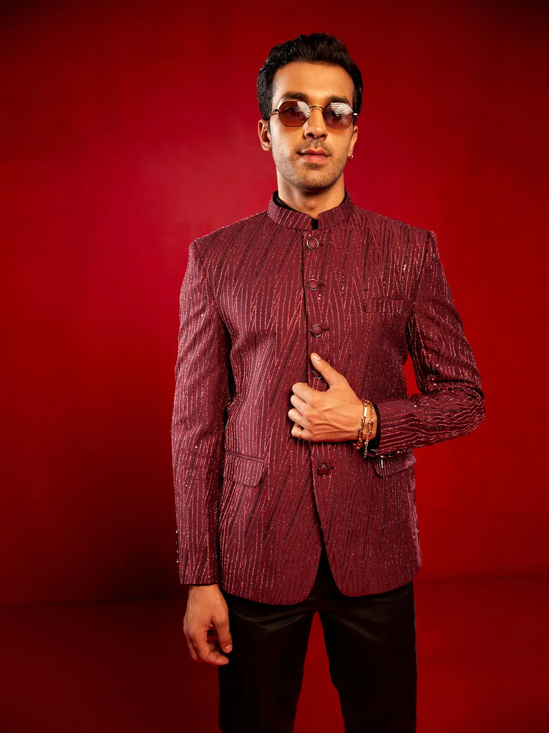 Vastramay Men's Maroon Sequined Jodhpuri